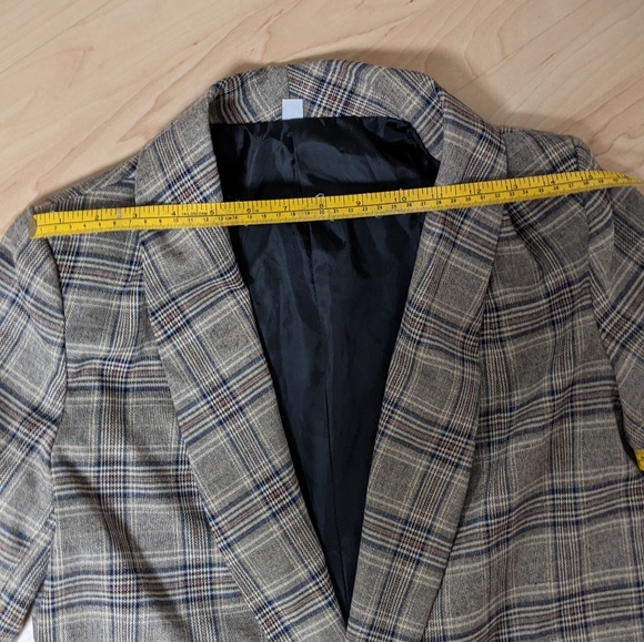 Oversized Plaid Shawl Collar Flap Detail Blazer - S - Picture 7 of 9